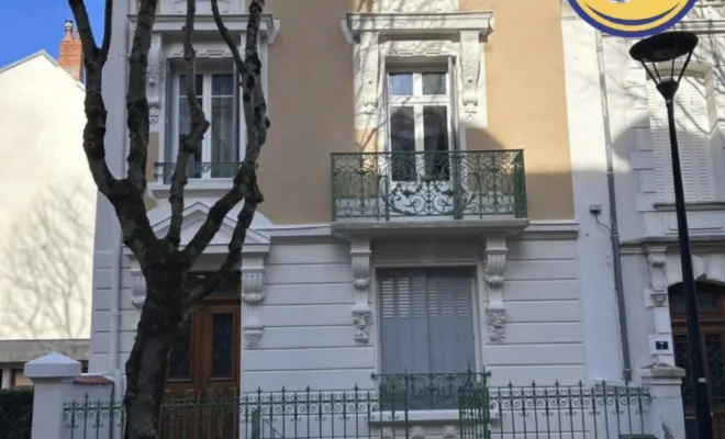 Un façade extérieur entièrement remis à neuf, Vichy, PB Rénovation